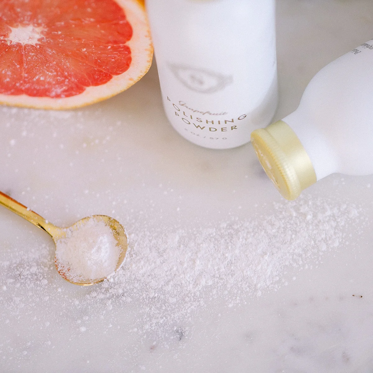 Grapefruit Polishing Powder Exfoliant - 2oz. - Image 4