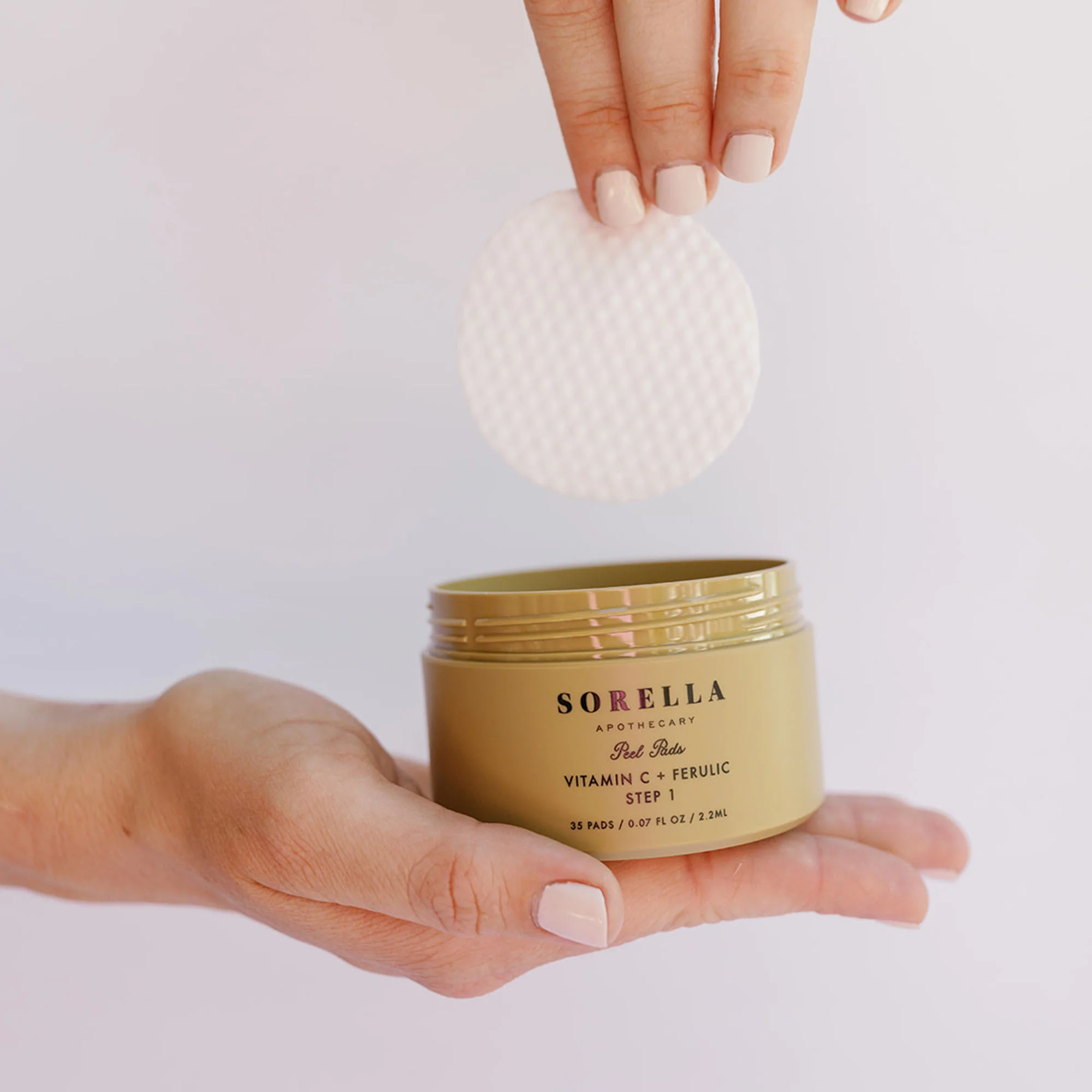 Vitamin C & Ferulic Peel Pads - Image 4