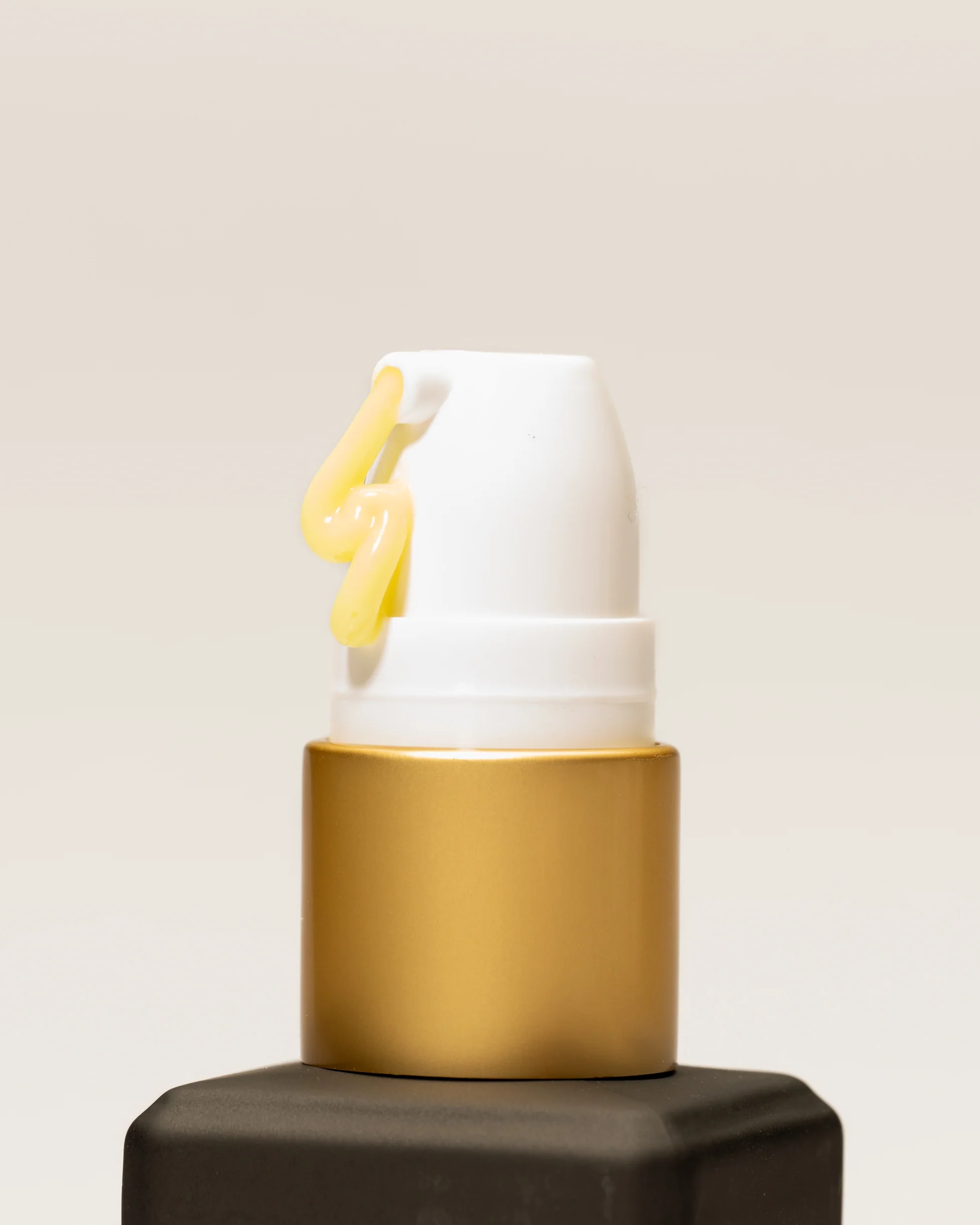 Resurfacing Elixir Serum - 1oz - Image 2